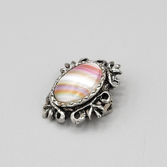 Womens Multi Band Agate Brooch Pin Silver Tone Filigree Work Accent Size 1"x1" - Picture 4 of 7